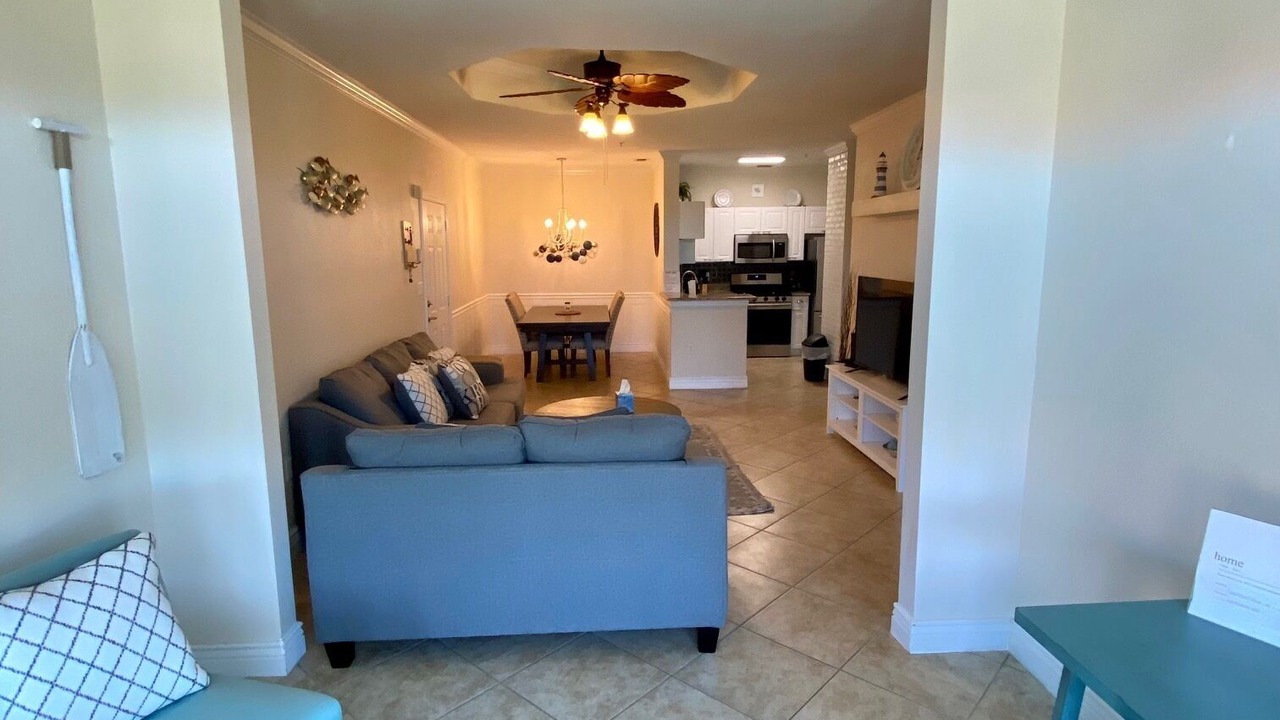 Photo of Livingroom in Cove Cay