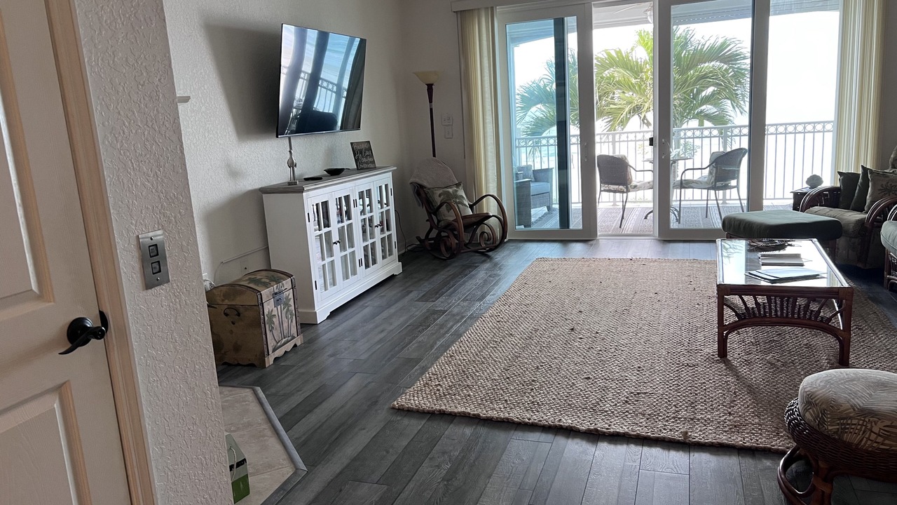 Photo of Livingroom in Indian Shores