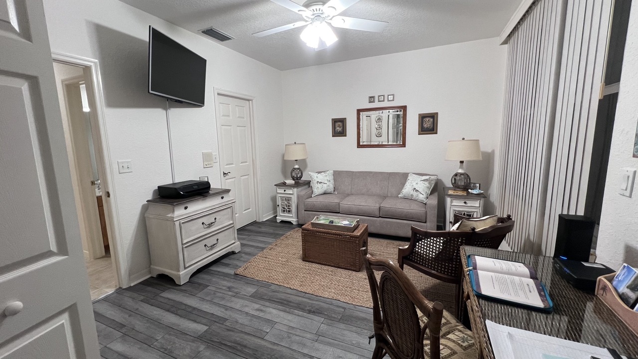Photo of Livingroom in Indian Shores
