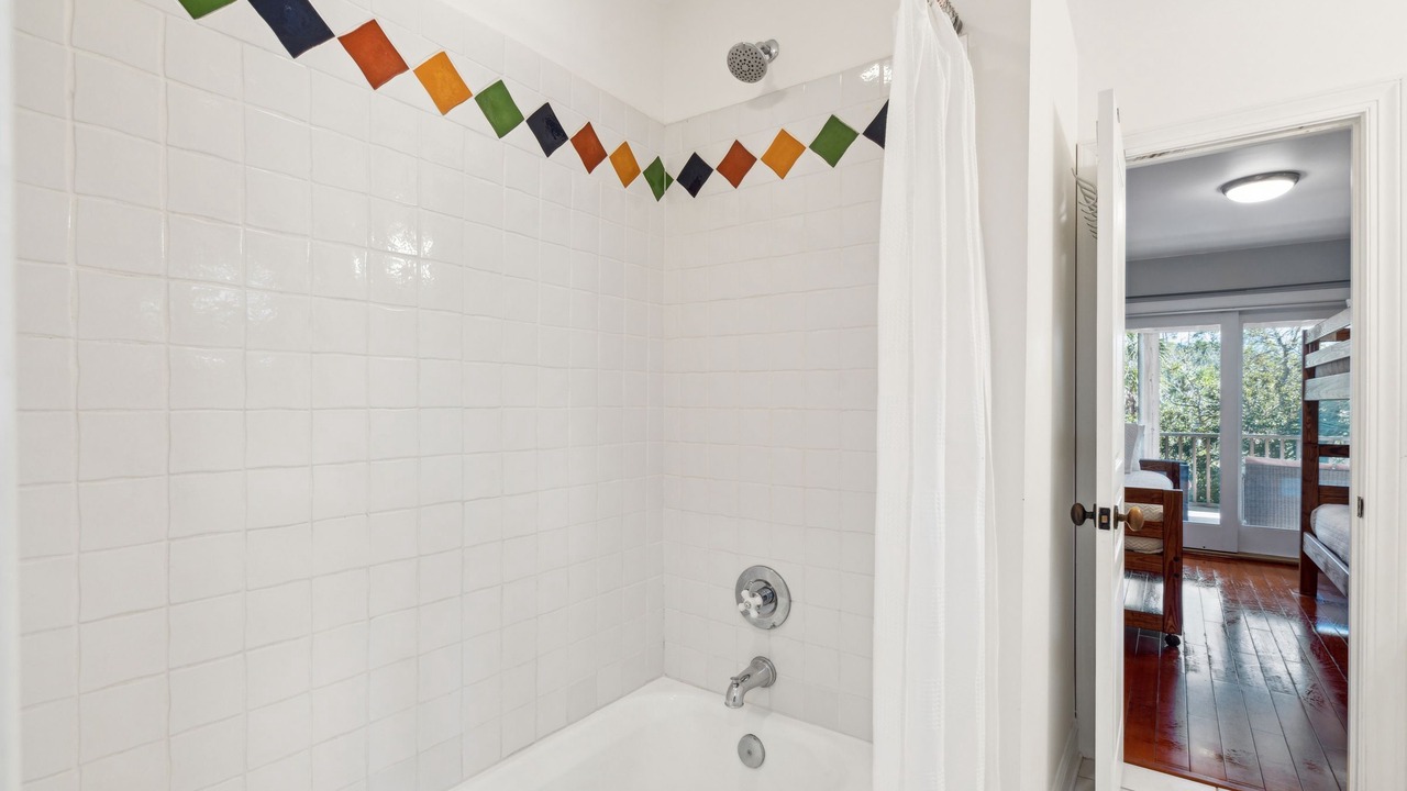 Photo of Bathroom in Sunset Point