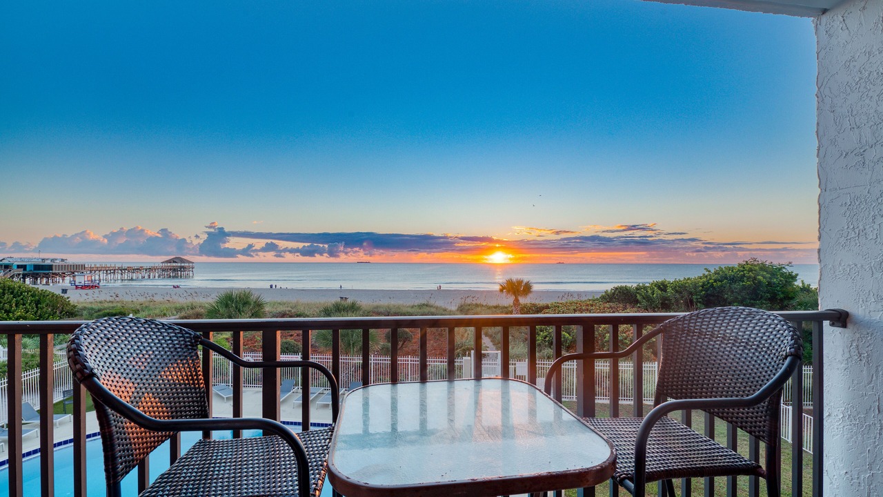 Photo of Patio Balcony in Avon By The Sea