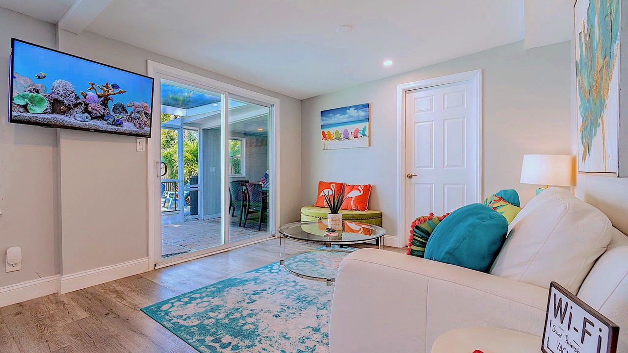 Photo of Livingroom in South Pinellas Community Council