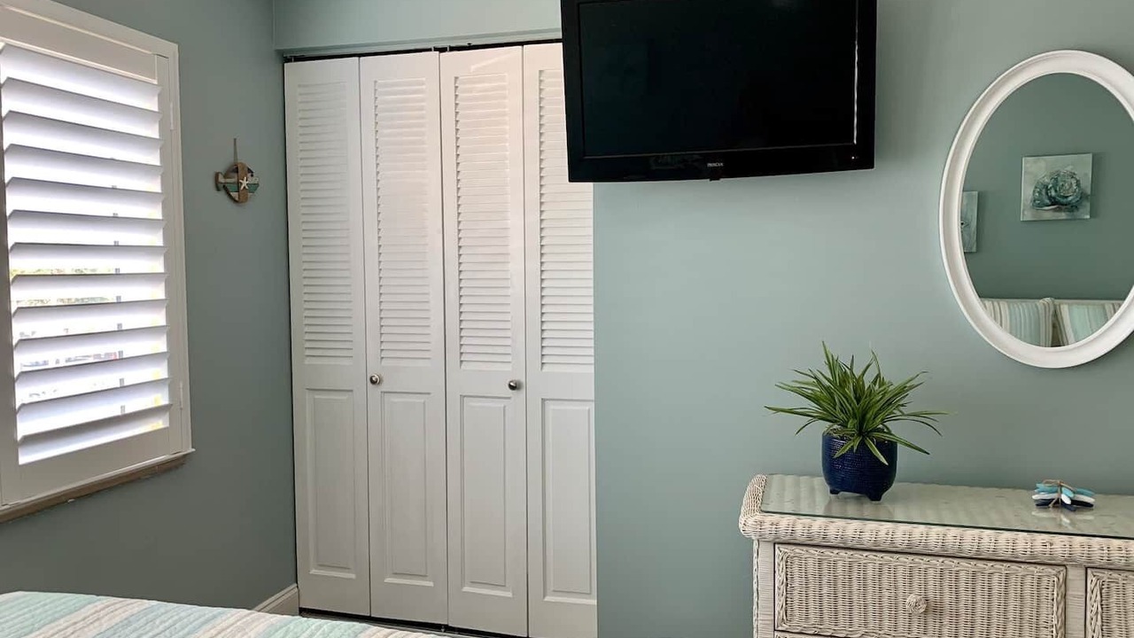 Photo of Bedroom in Crescent Beach