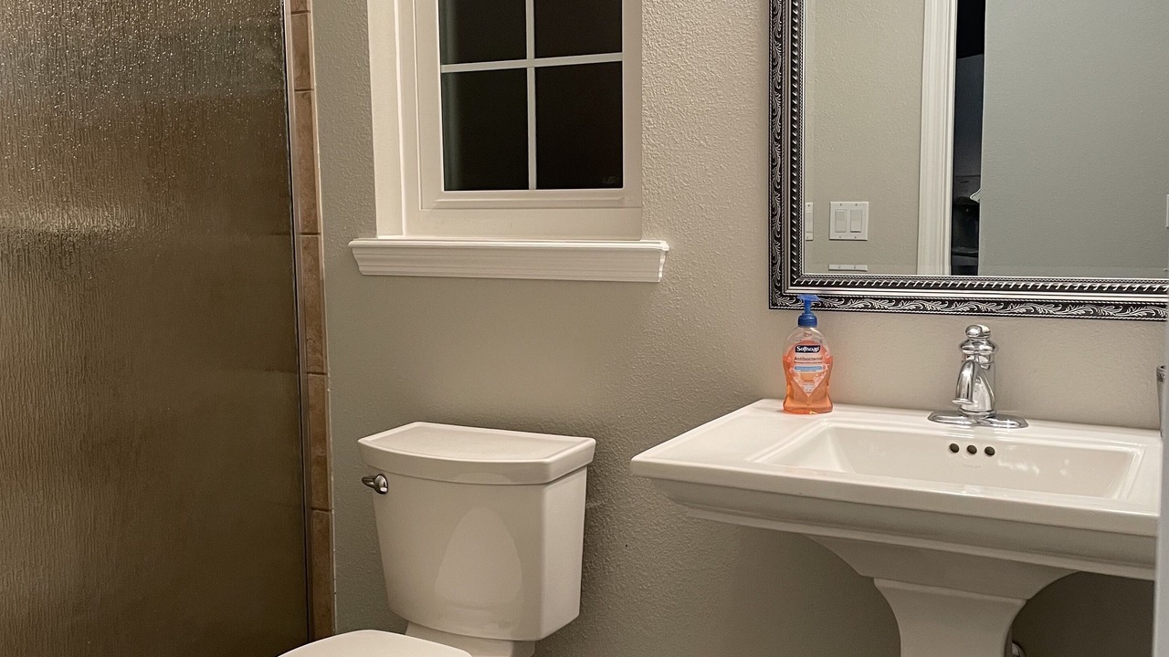 Photo of Bathroom in Fellowship