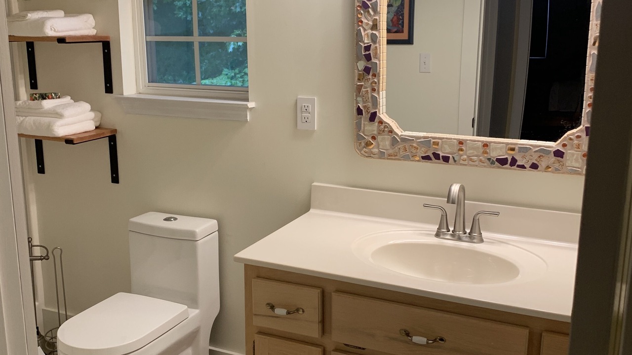 Photo of Bathroom in Hiawassee