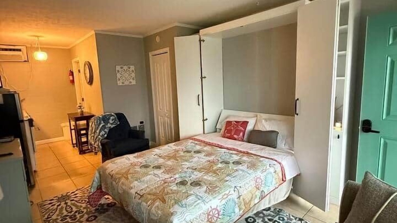 Photo of Bedroom in Windy Hill