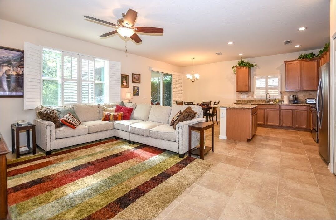 Photo of Livingroom in Port Orange