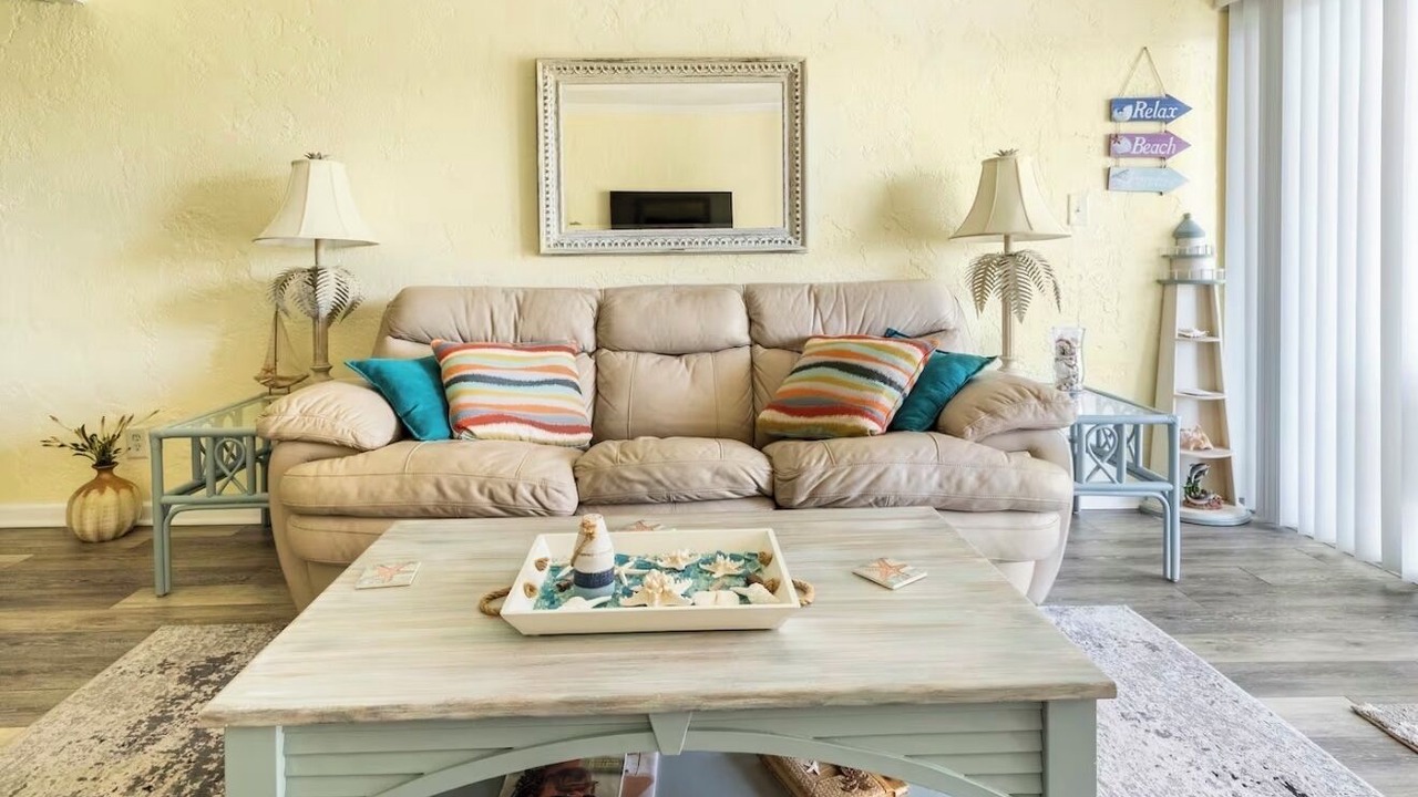 Photo of Livingroom in Thomas Drive