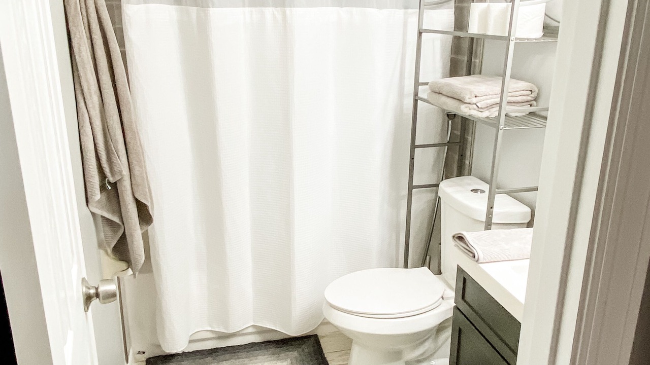 Photo of Bathroom in New Smyrna Beach