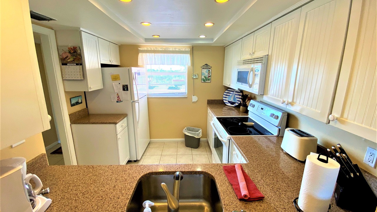 Photo of Kitchen in Cocoa Isles