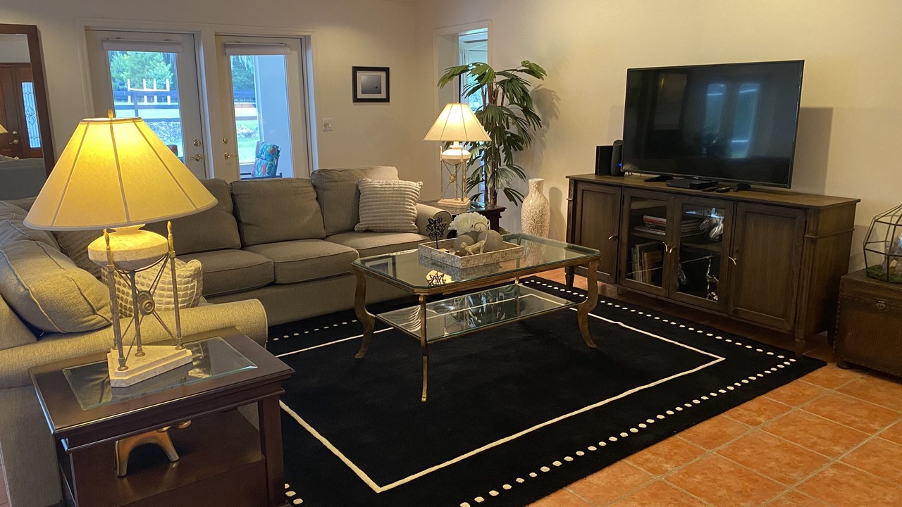 Photo of Livingroom in Fellowship
