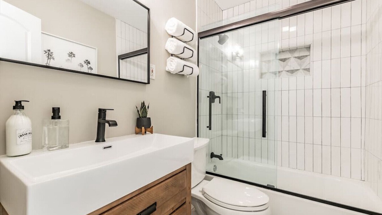 Photo of Bathroom in Largo