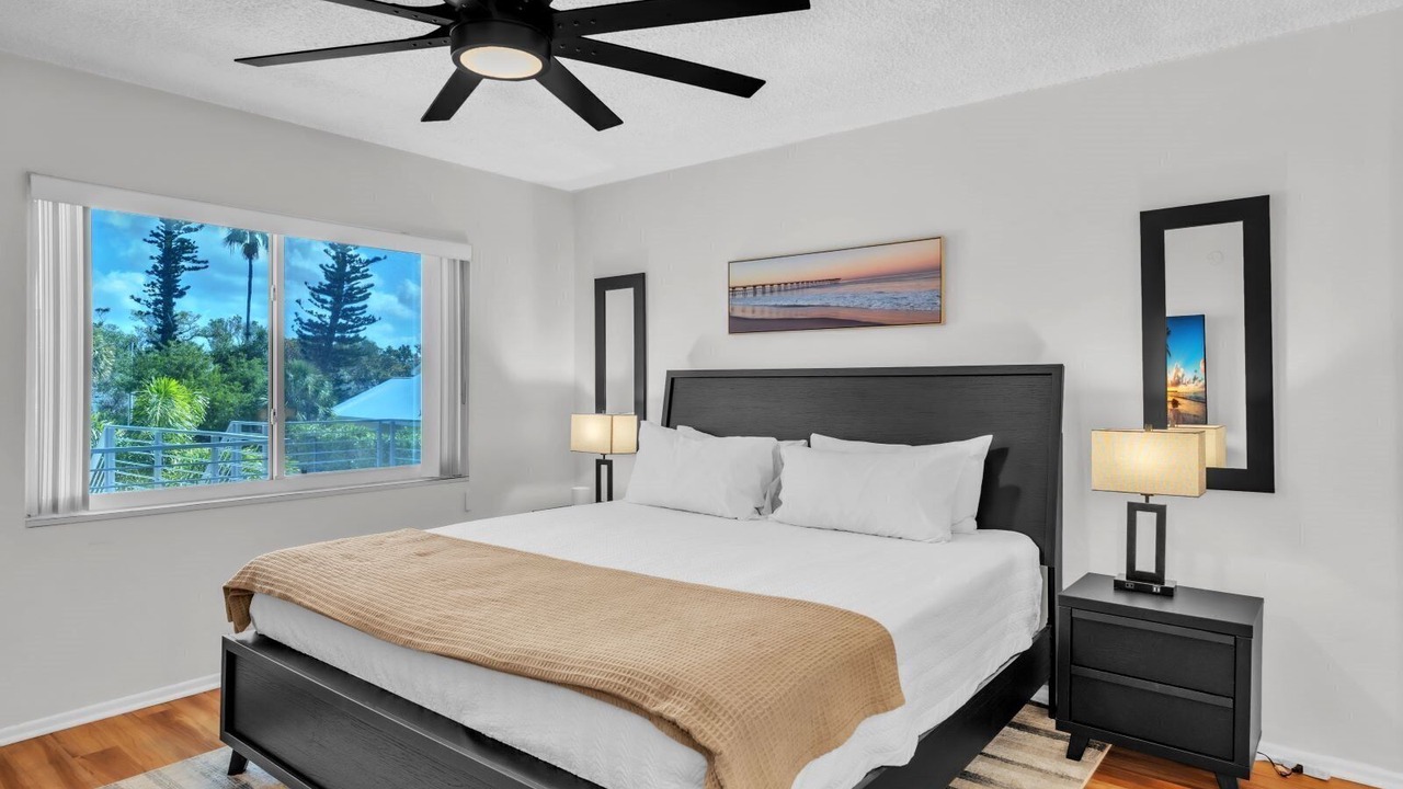 Photo of Bedroom in Whitney Beach