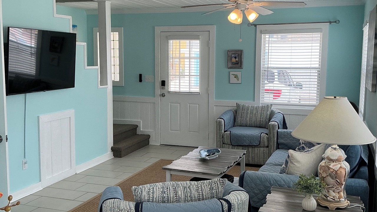 Photo of Livingroom in Redington Shores