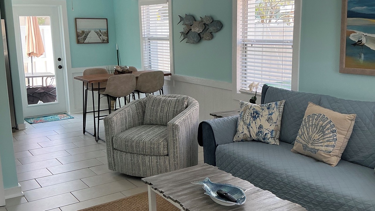 Photo of Livingroom in Redington Shores