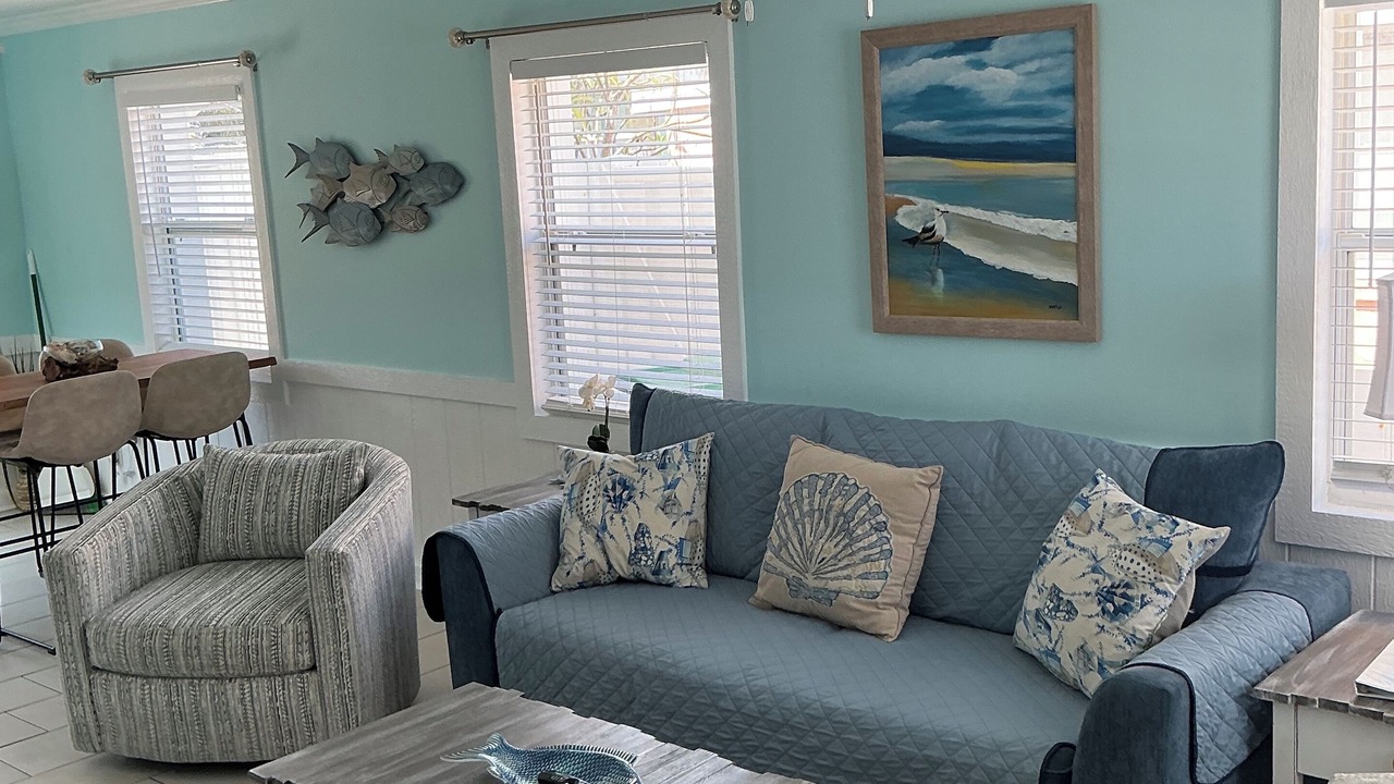 Photo of Livingroom in Redington Shores