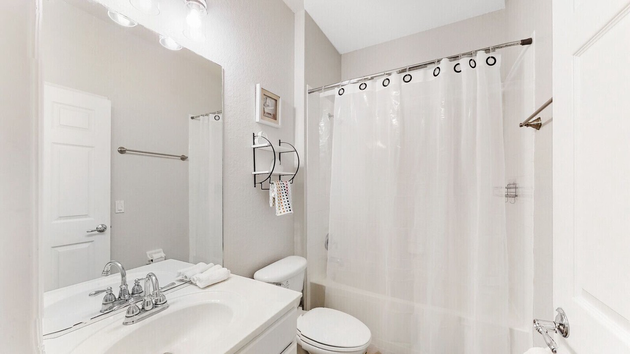 Photo of Bathroom in Windsor Hills