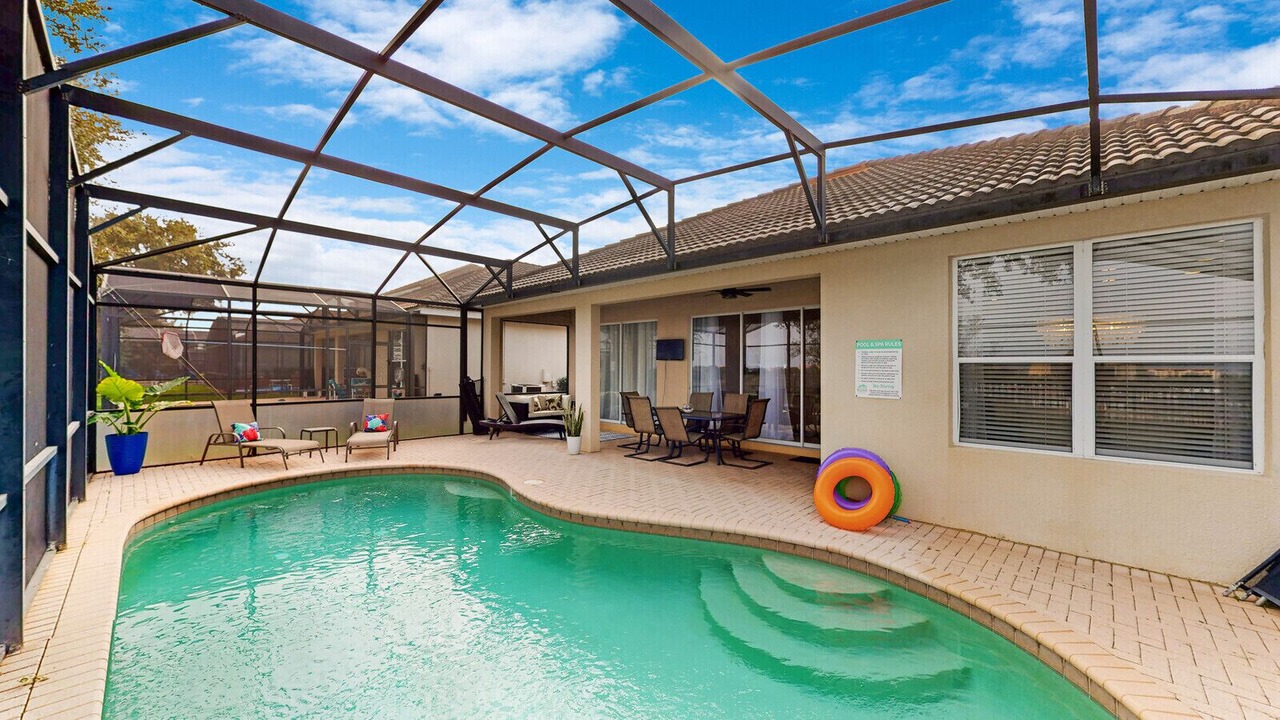 Photo of Outdoor in Windsor Hills