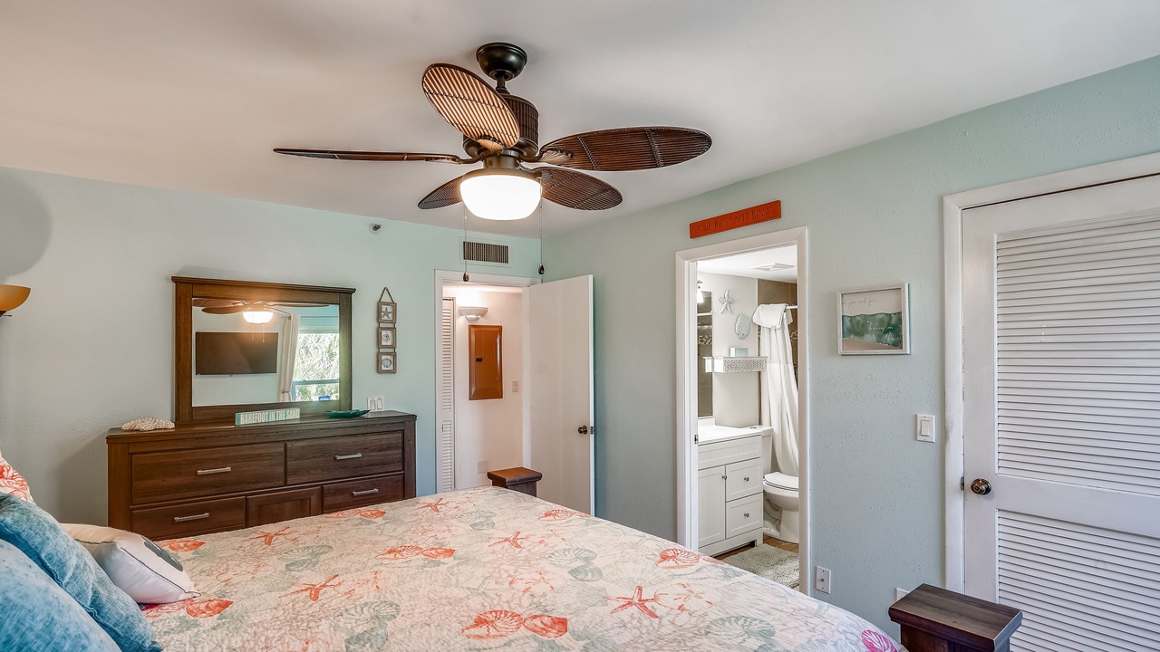 Photo of Bedroom in Indian Shores