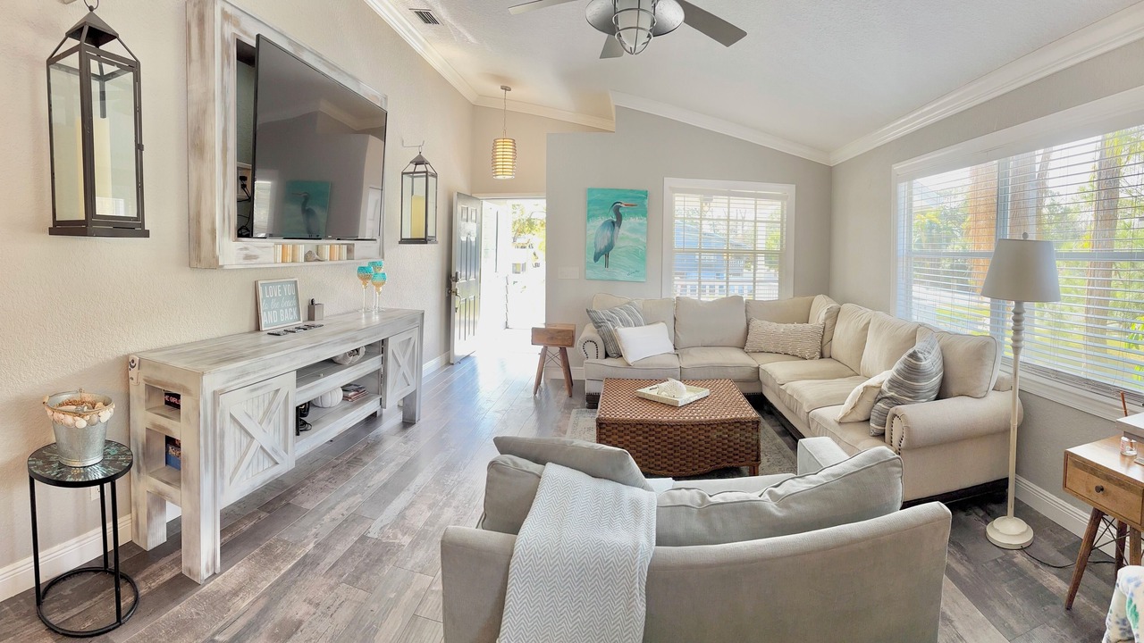 Photo of Livingroom in Palm Harbor