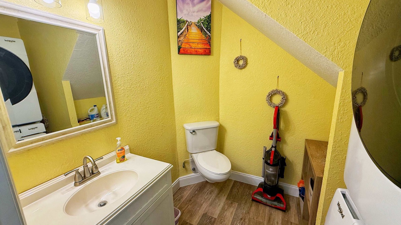 Photo of Bathroom in Port Canaveral