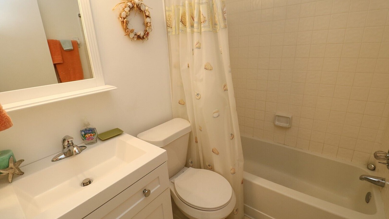 Photo of Bathroom in Butler Beach