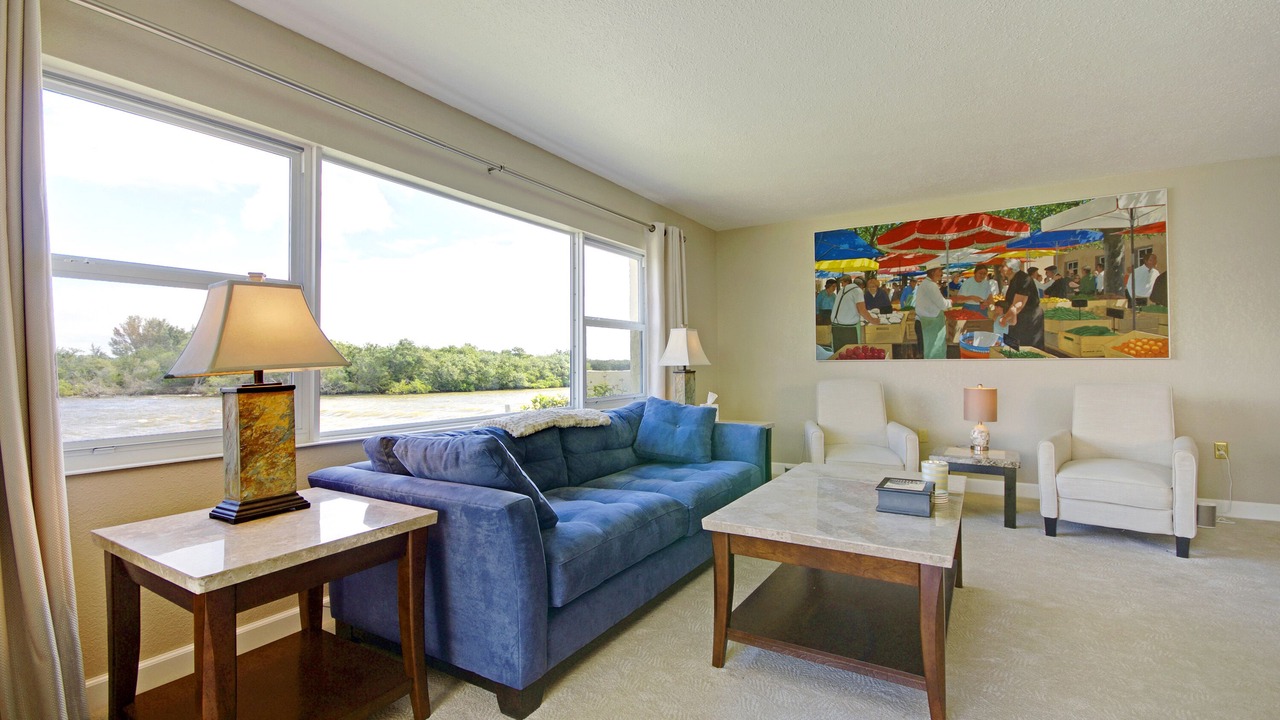 Photo of Livingroom in Cocoa Beach