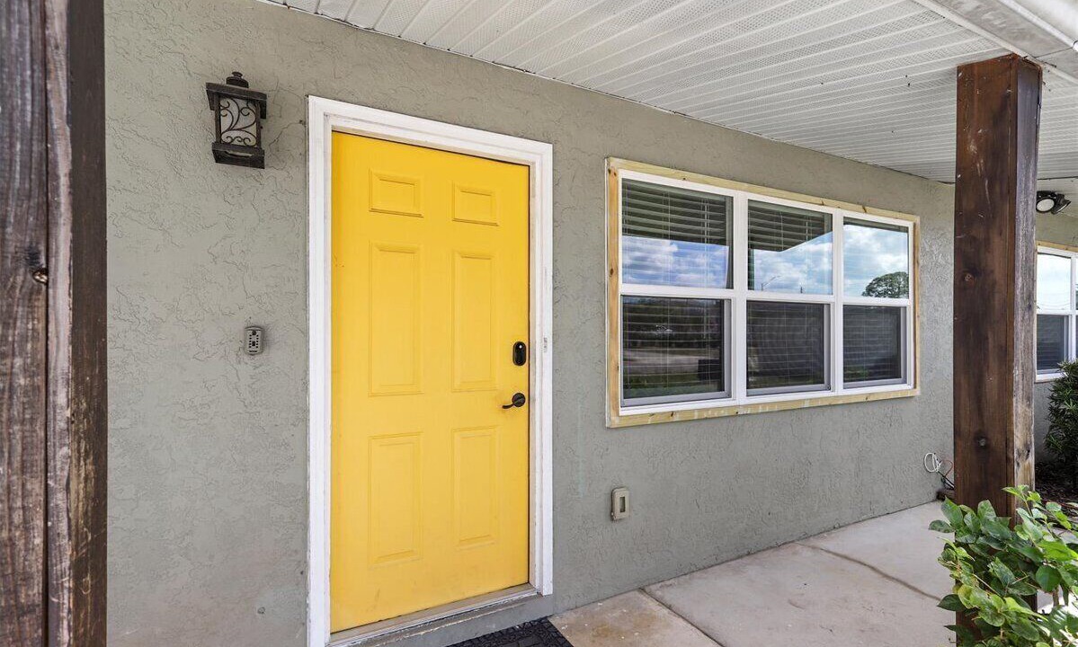 Photo of Outdoor in Gulf Gate Estates