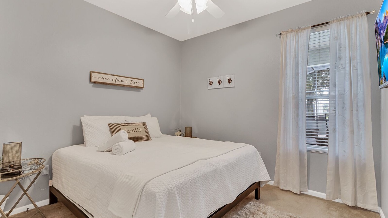 Photo of Bedroom in Windsor Hills