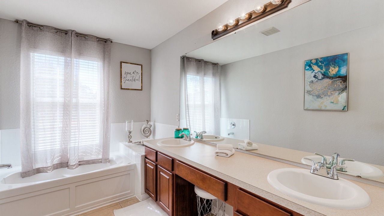 Photo of Bathroom in Windsor Hills