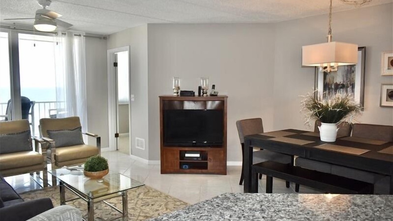 Photo of Livingroom in Ponce Inlet