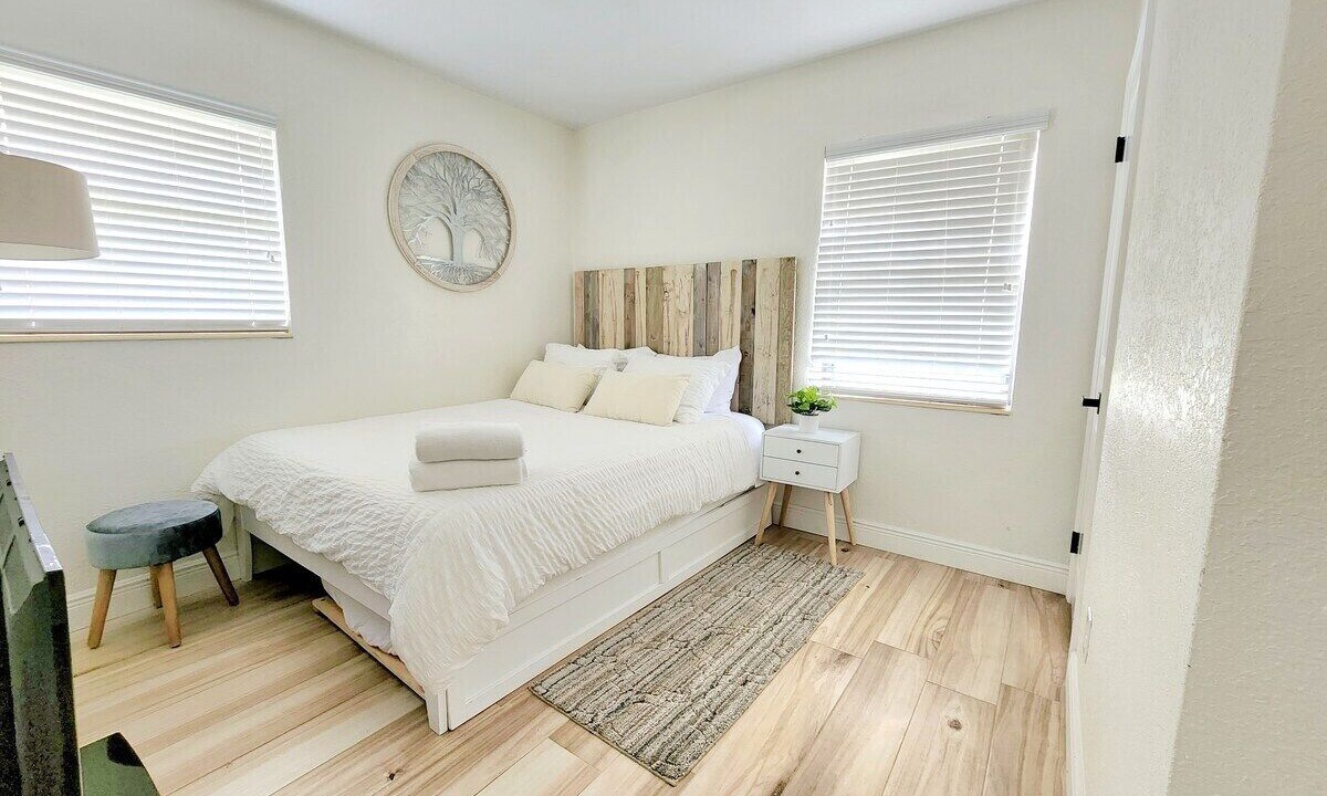 Photo of Bedroom in Meadowlawn