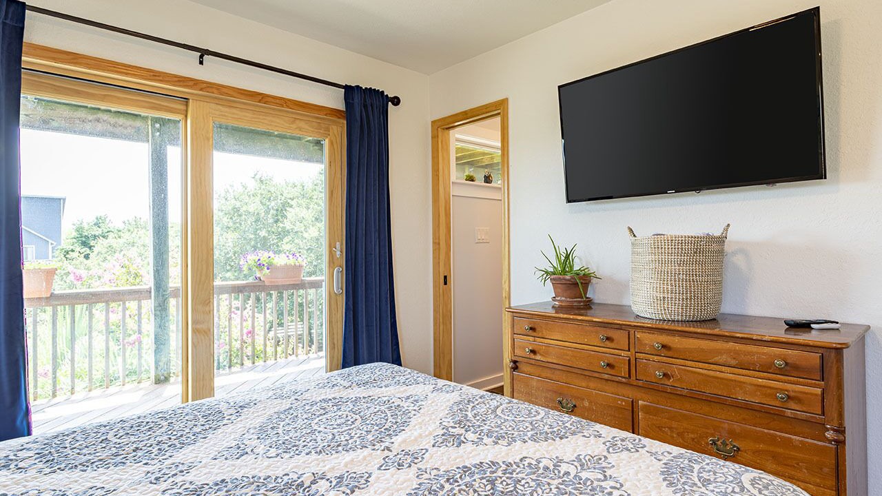 Photo of Bedroom in Colington