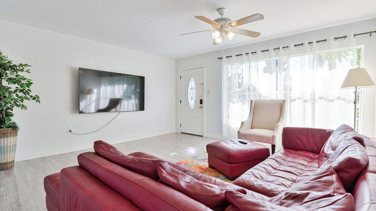 Photo of Livingroom in St. Petersburg