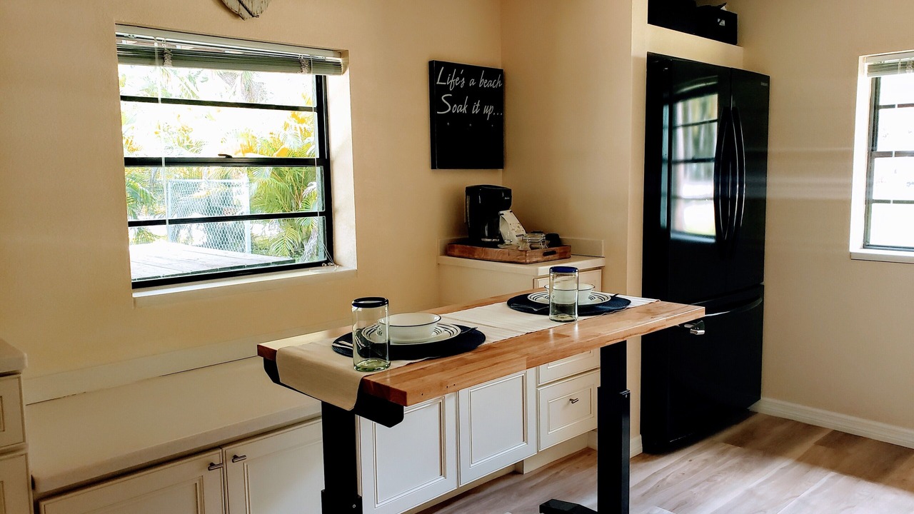 Photo of Kitchen in South Pinellas Community Council