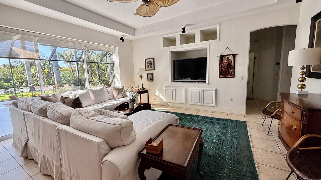 Photo of Livingroom in South Sarasota