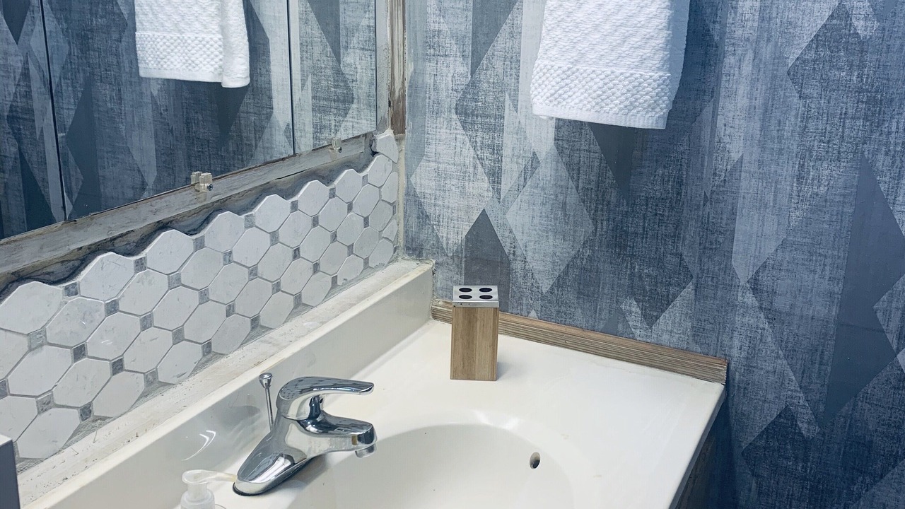 Photo of Bathroom in Temple Crest