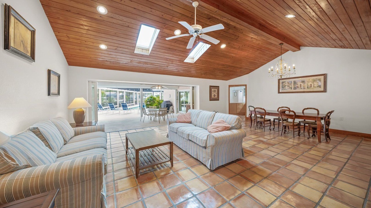 Photo of Bedroom in Siesta Key