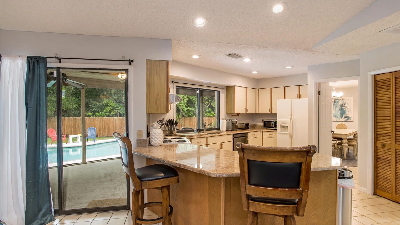 Photo of Kitchen in Temple Crest