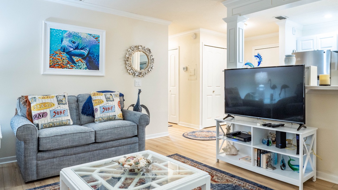 Photo of Livingroom in Holmes Beach