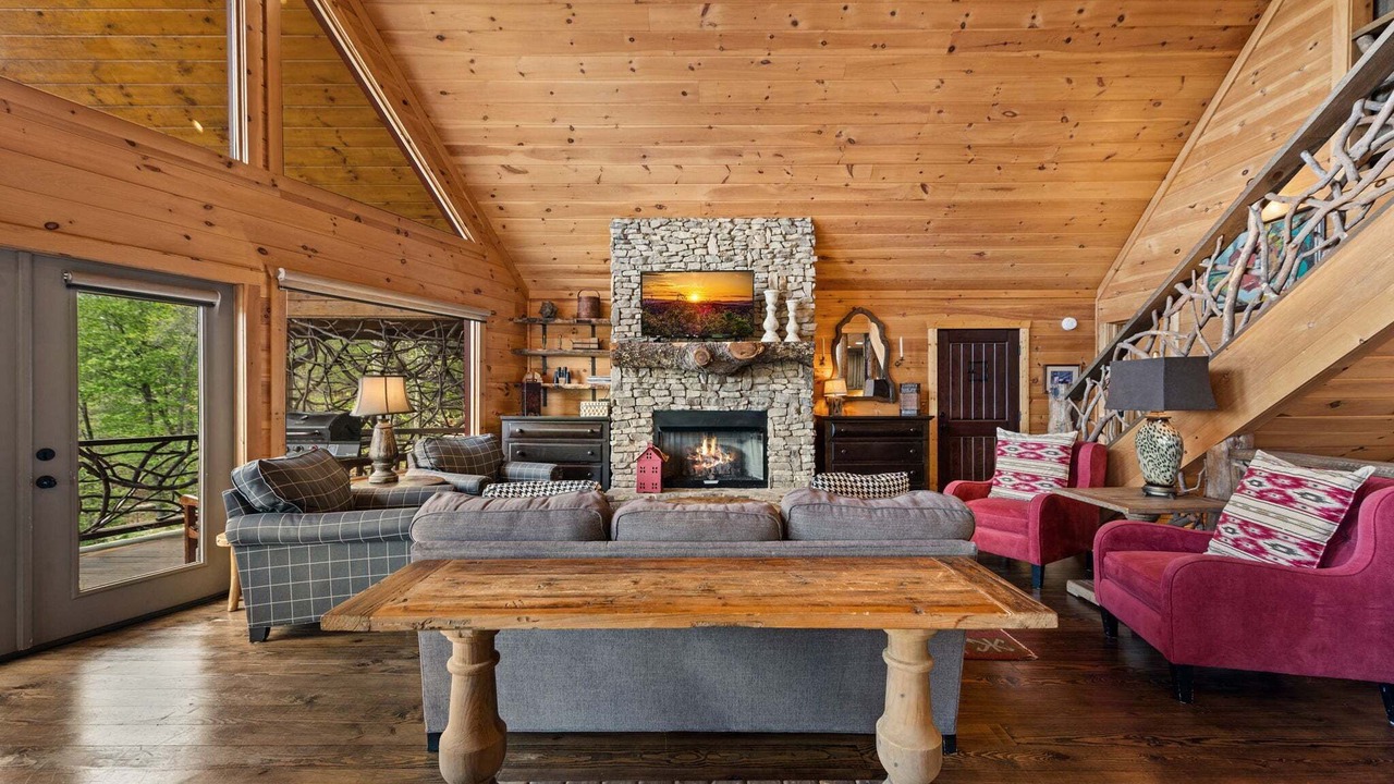 Photo of Livingroom in Mineral Bluff