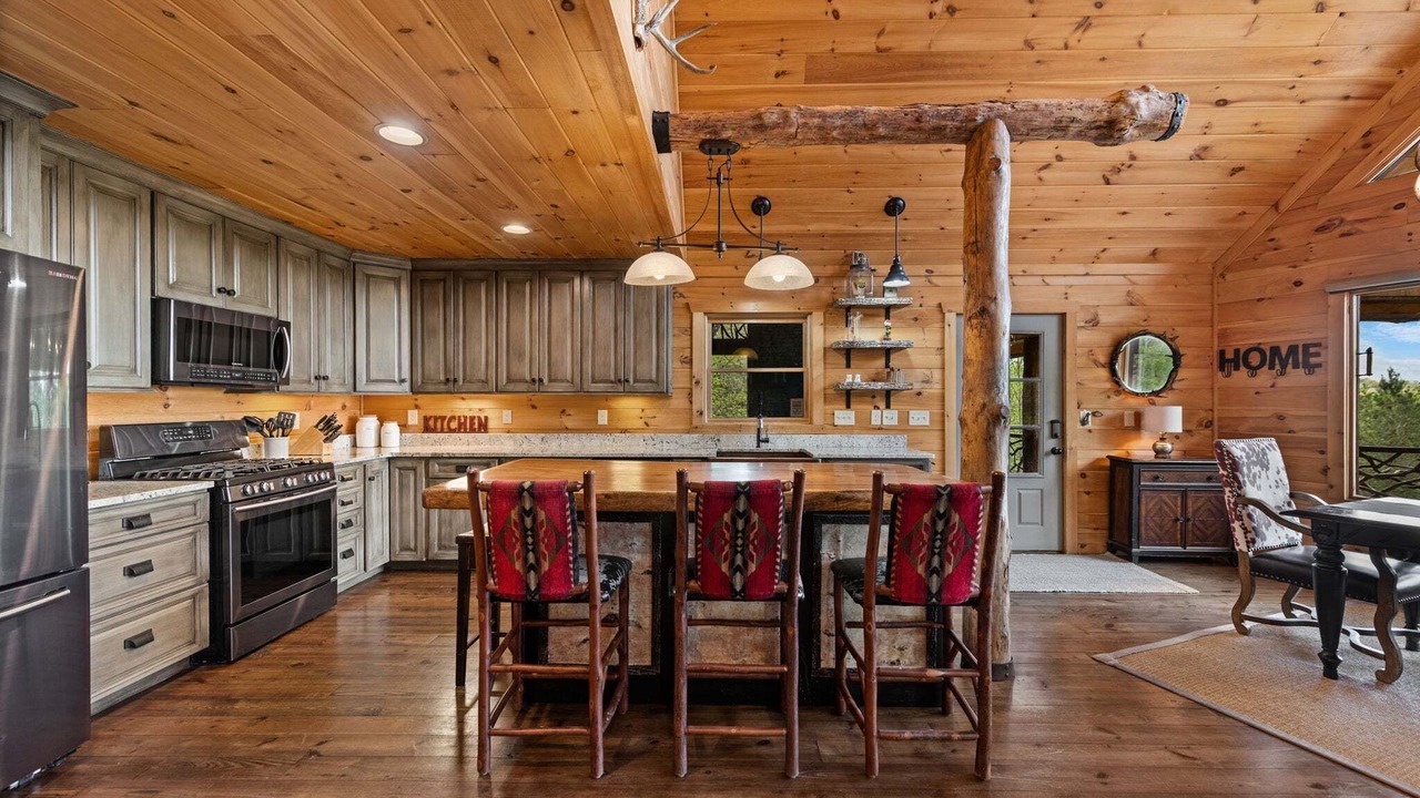 Photo of Kitchen in Mineral Bluff