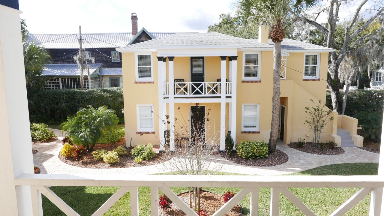 Photo of Patio Balcony in Downtown Historic District