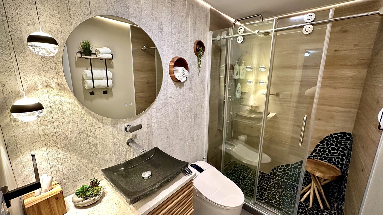 Photo of Bathroom in Temple Terrace