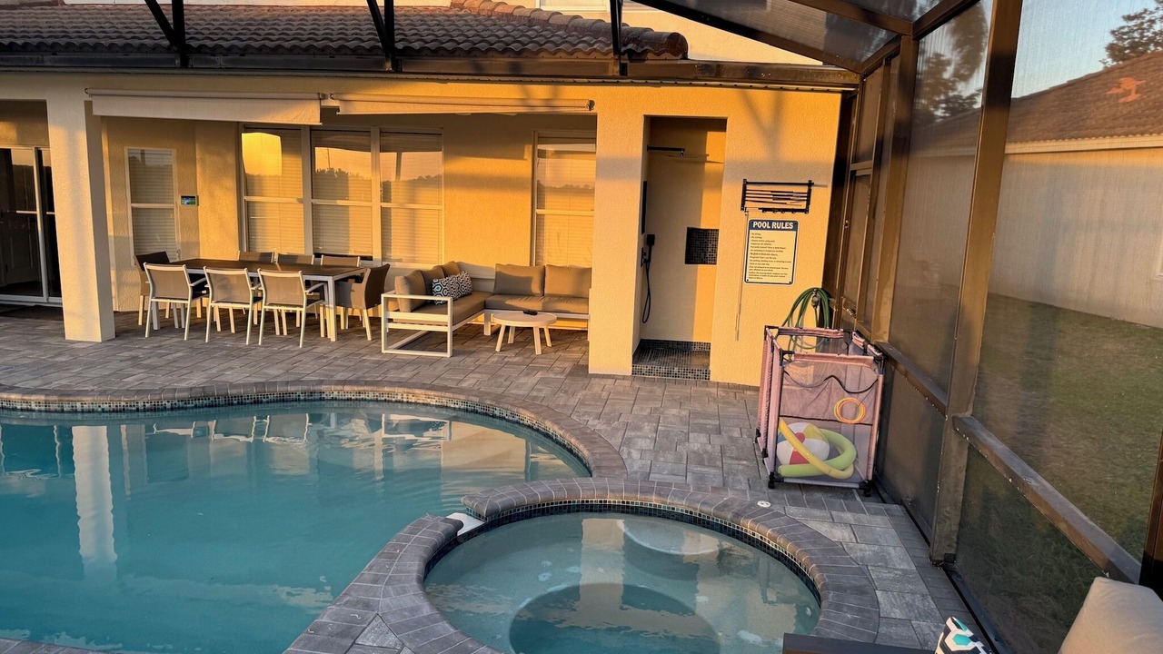 Photo of Outdoor in Windsor Hills