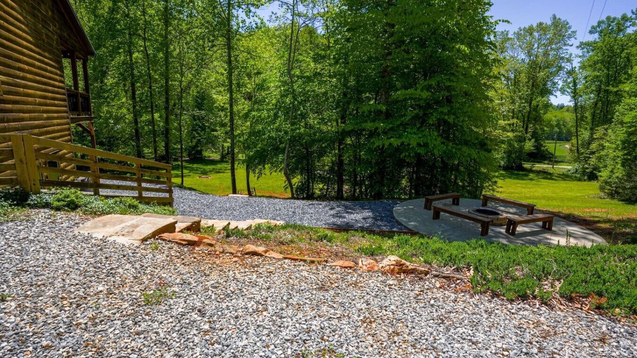 Photo of Outdoor in Helen