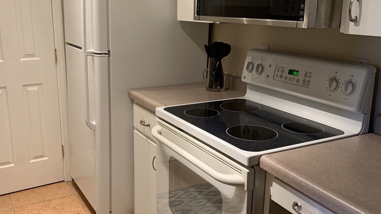 Photo of Kitchen in Trailer Estates