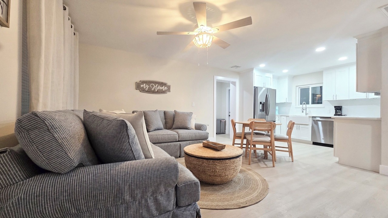 Photo of Livingroom in Indian Rocks Beach