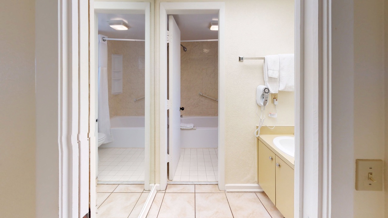 Photo of Bathroom in Holmes Beach