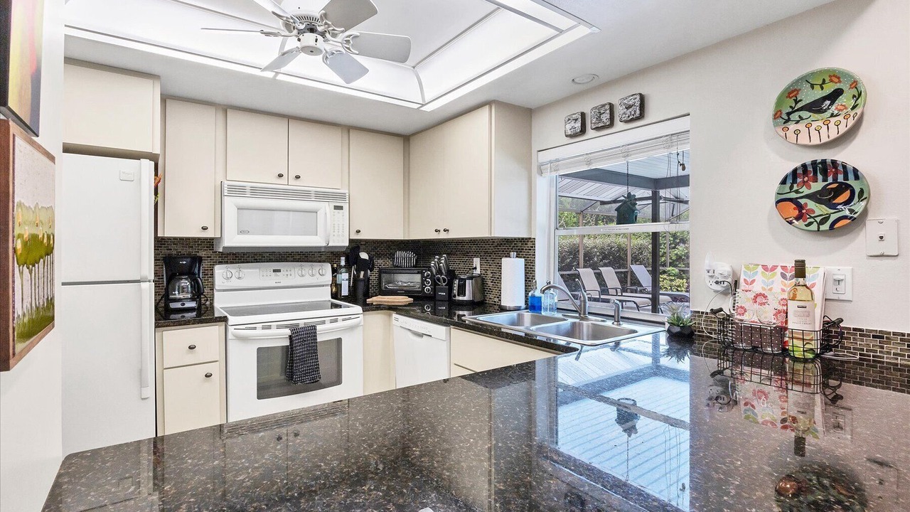 Photo of Kitchen in Gulf Gate Estates